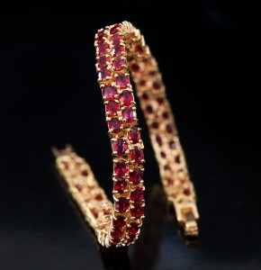 Pulsera de rubies