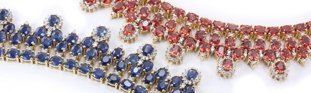 collares con joyas de piedras preciosas con zafiros y rubís